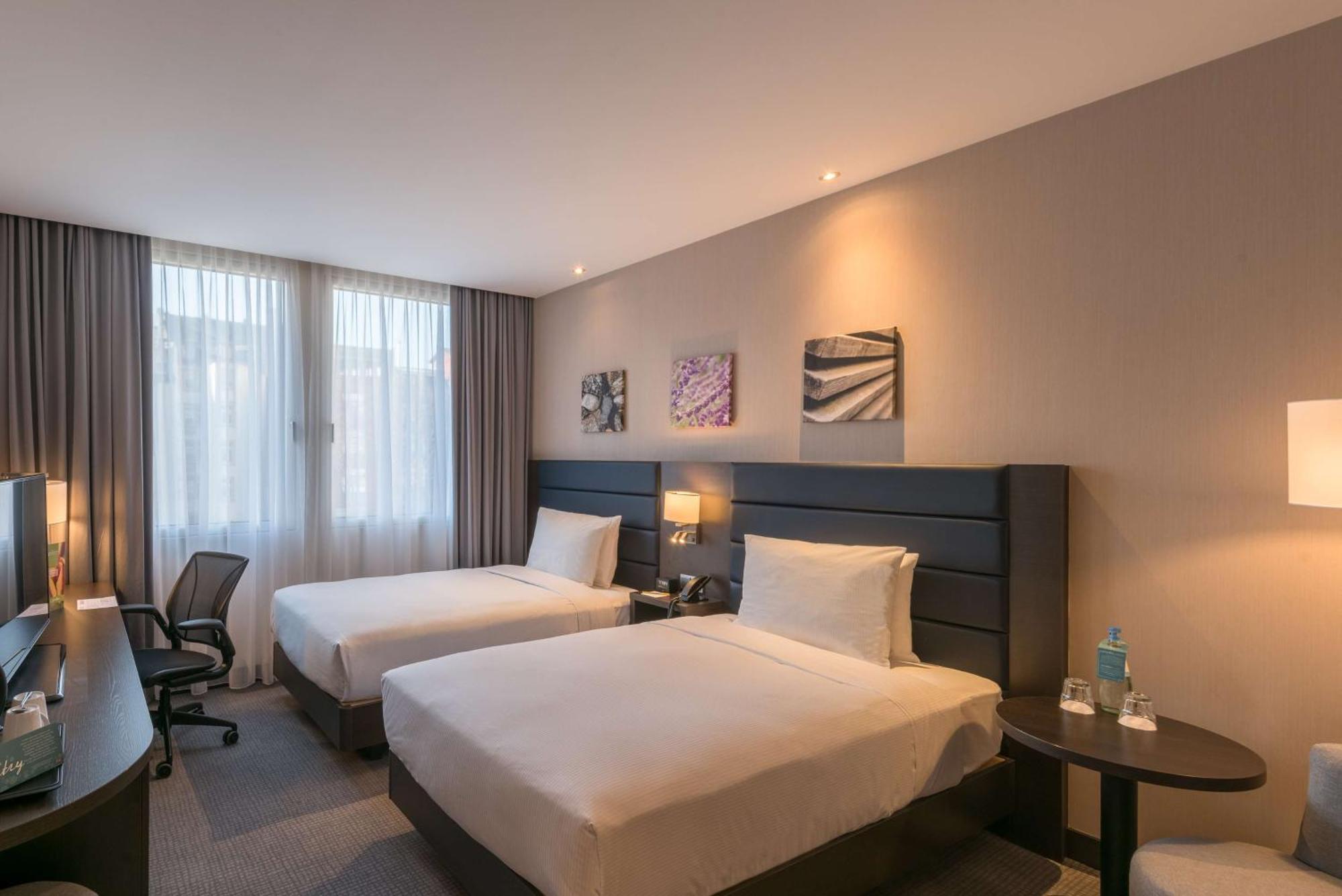 Hilton Garden Inn Frankfurt City Centre Frankfurt am Main Exterior photo