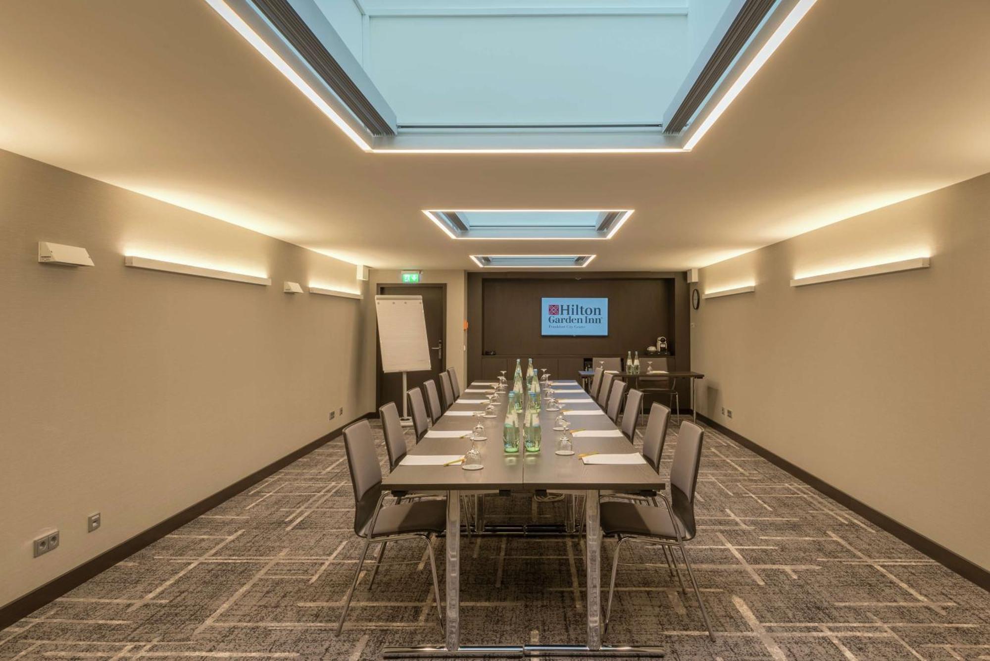 Hilton Garden Inn Frankfurt City Centre Frankfurt am Main Exterior photo