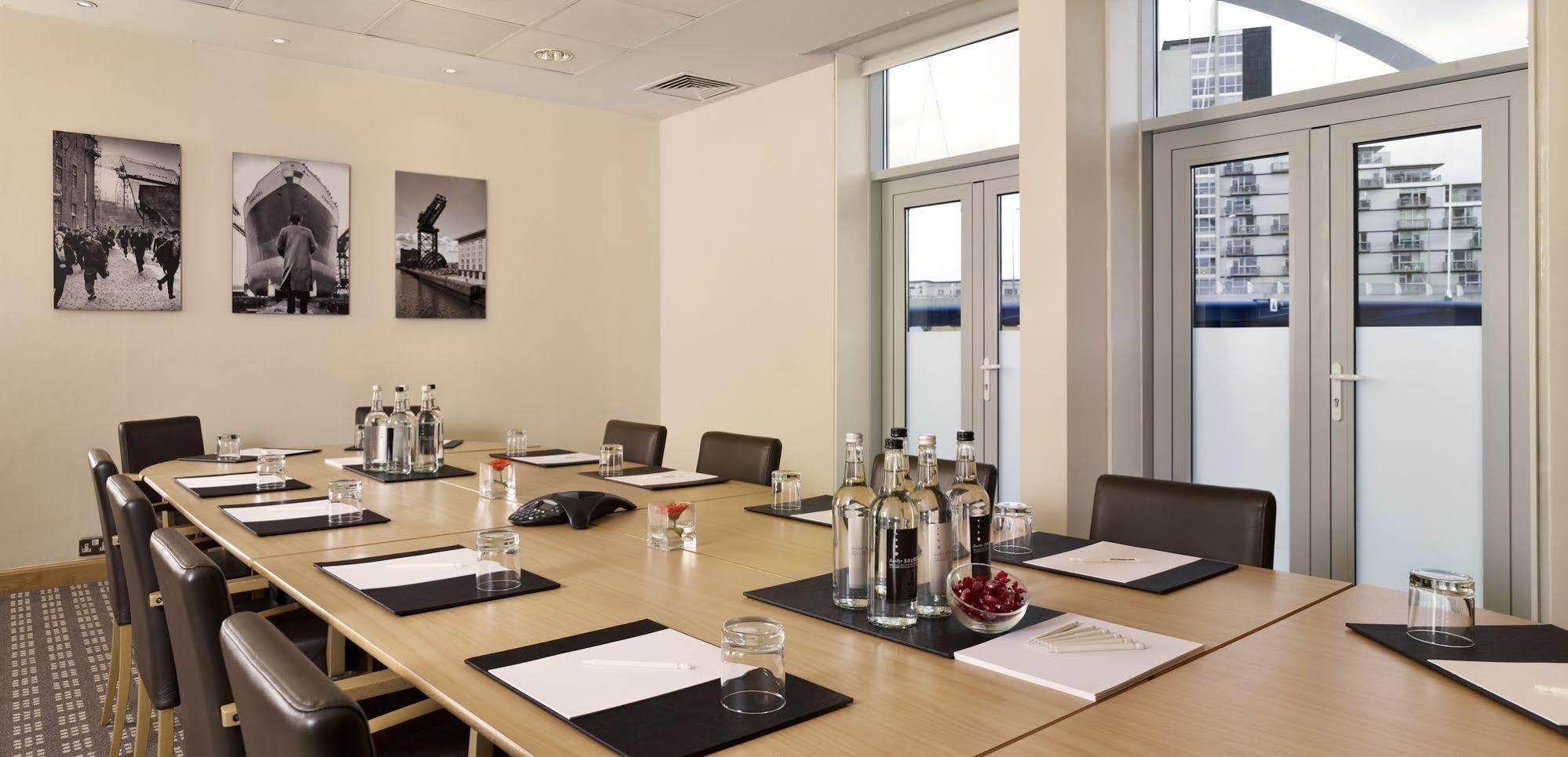 Hilton Garden Inn Frankfurt City Centre Frankfurt am Main Exterior photo